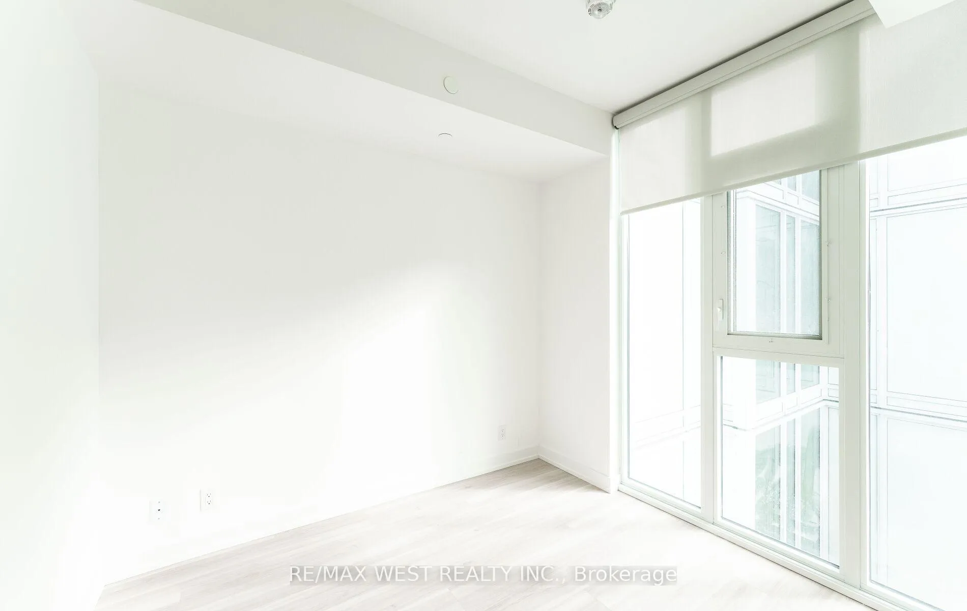 Photo 28 of Unit 712, 33 Helendale Avenue, Toronto, Yonge-Eglinton — HOMEH