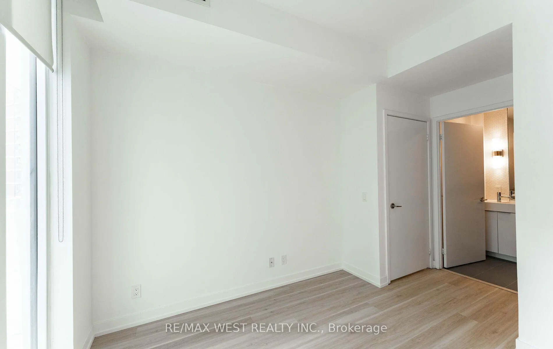 Photo 30 of Unit 712, 33 Helendale Avenue, Toronto, Yonge-Eglinton — HOMEH