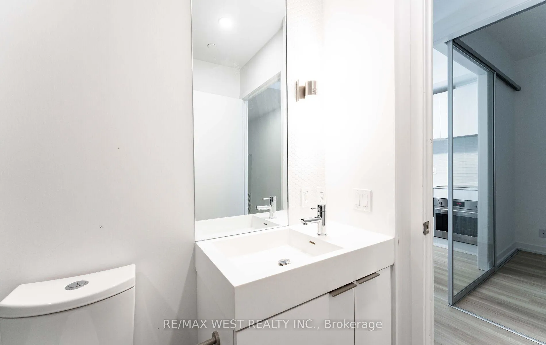 Photo 39 of Unit 712, 33 Helendale Avenue, Toronto, Yonge-Eglinton — HOMEH