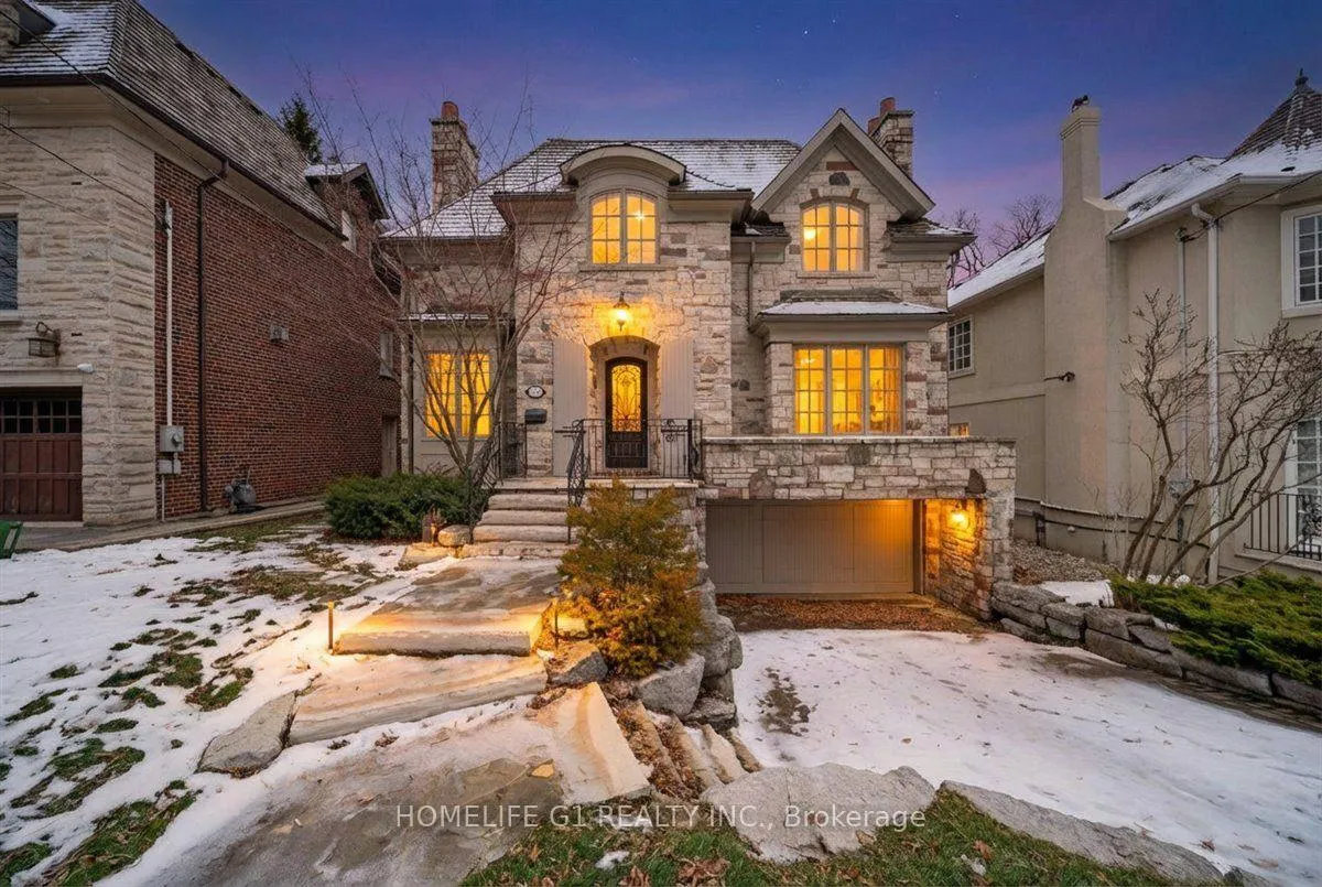 Front of 210 St Leonards Avenue