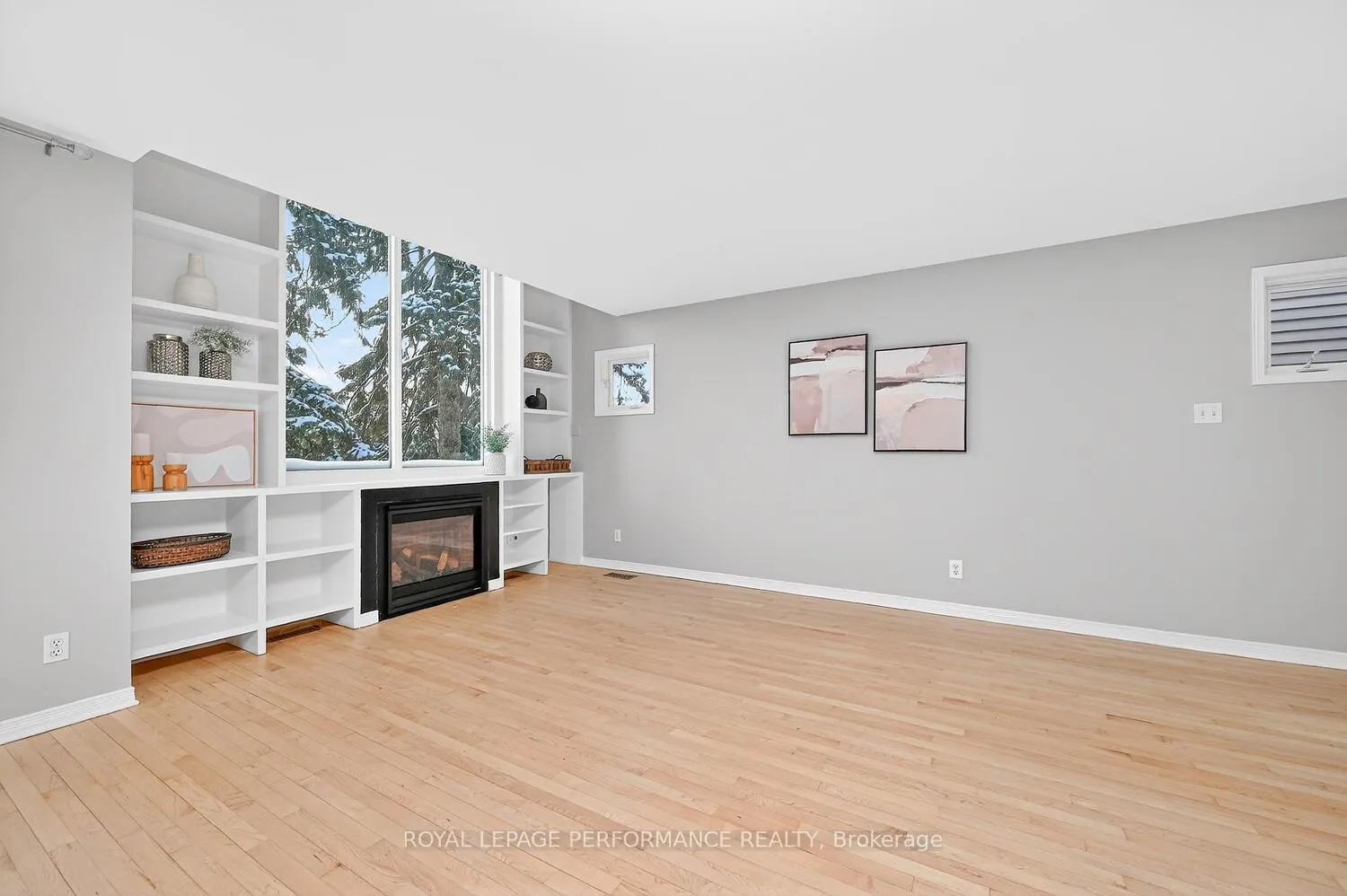 Photo 7 of Unit A, 241 Sunnyside Avenue, Ottawa, Old Ottawa South — HOMEH