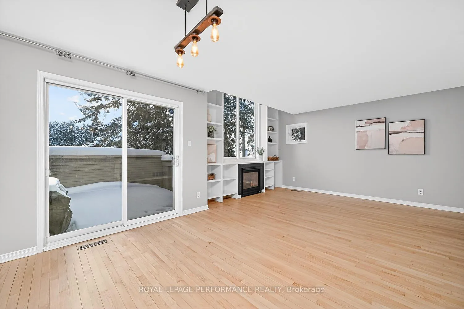 Photo 11 of Unit A, 241 Sunnyside Avenue, Ottawa, Old Ottawa South — HOMEH