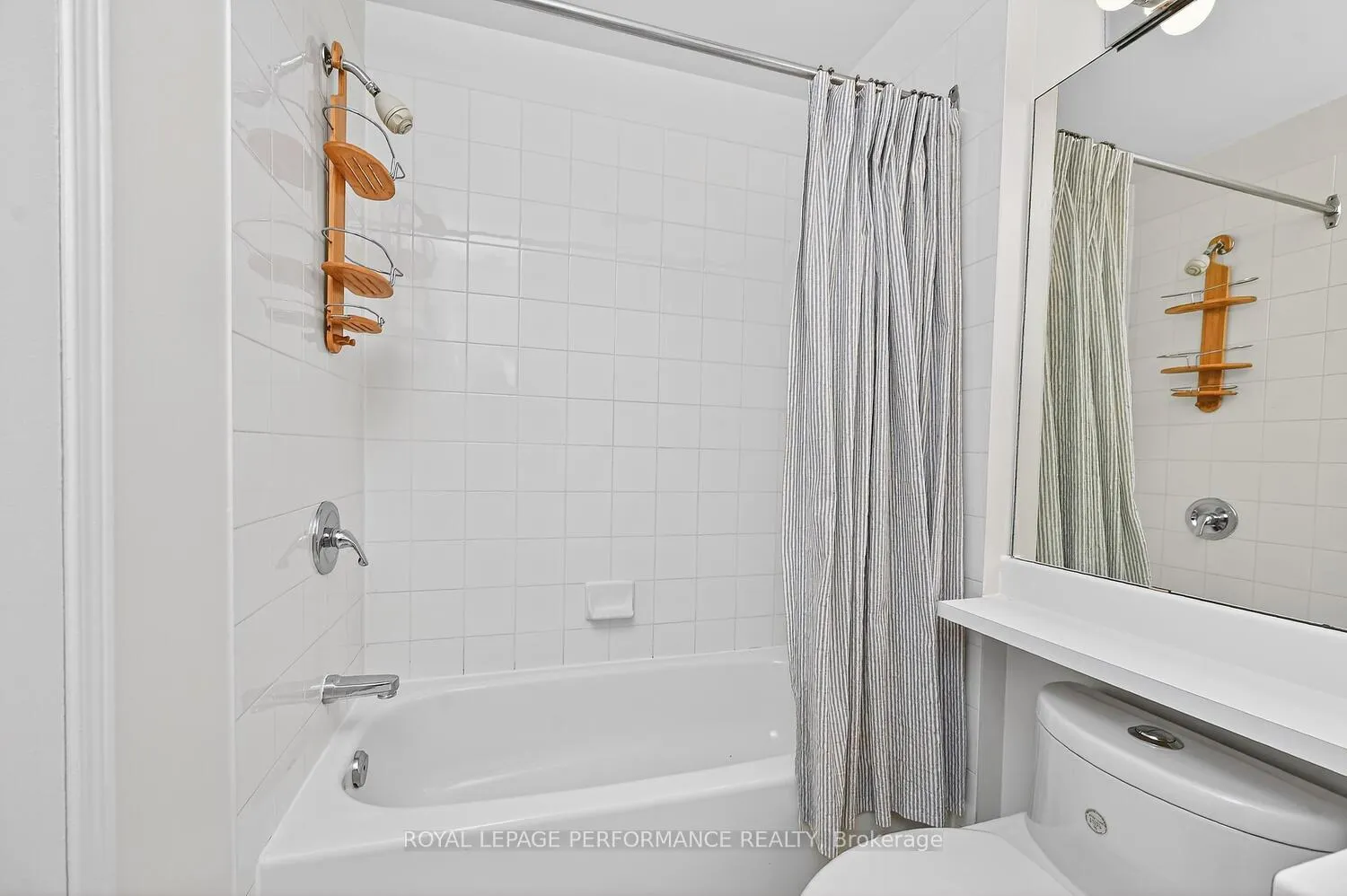 Photo 29 of Unit A, 241 Sunnyside Avenue, Ottawa, Old Ottawa South — HOMEH