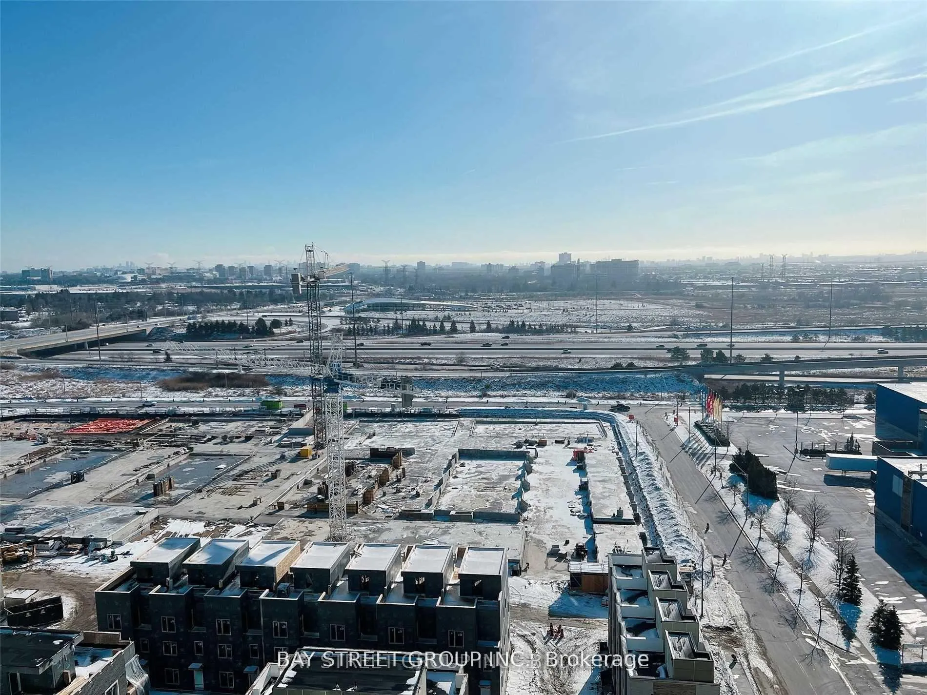 Photo 14 of Unit 1709, 10 Honeycrisp Crescent, Vaughan, Vaughan Corporate Centre — HOMEH