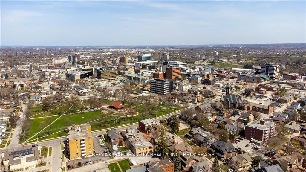 Photo 23 of Unit 103, 14 Norris Place, St. Catharines, Downtown — HOMEH