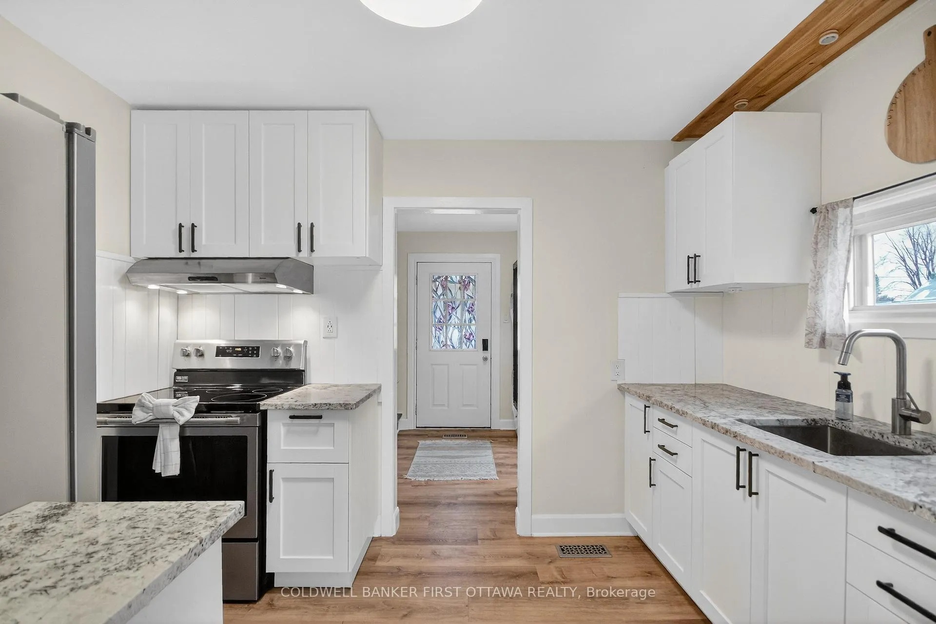 Photo 6 of 8712 Bank Street, Ottawa, Vernon — HOMEH