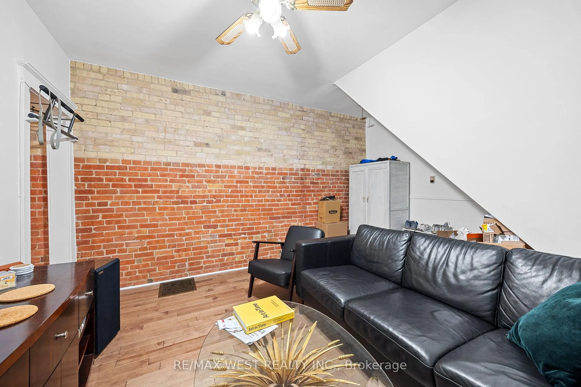 Photo 9 of 935 Bathurst Street, Toronto, The Annex — HOMEH
