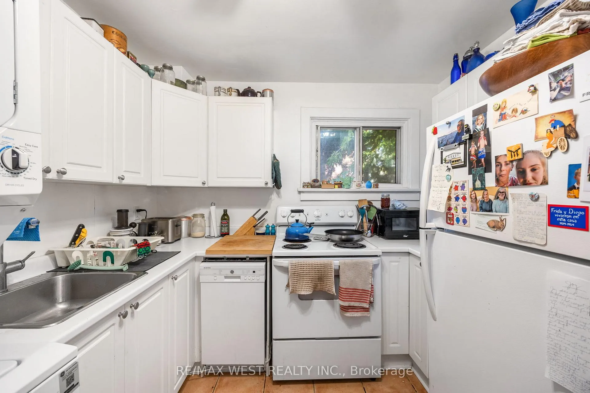 Photo 31 of 935 Bathurst Street, Toronto, The Annex — HOMEH