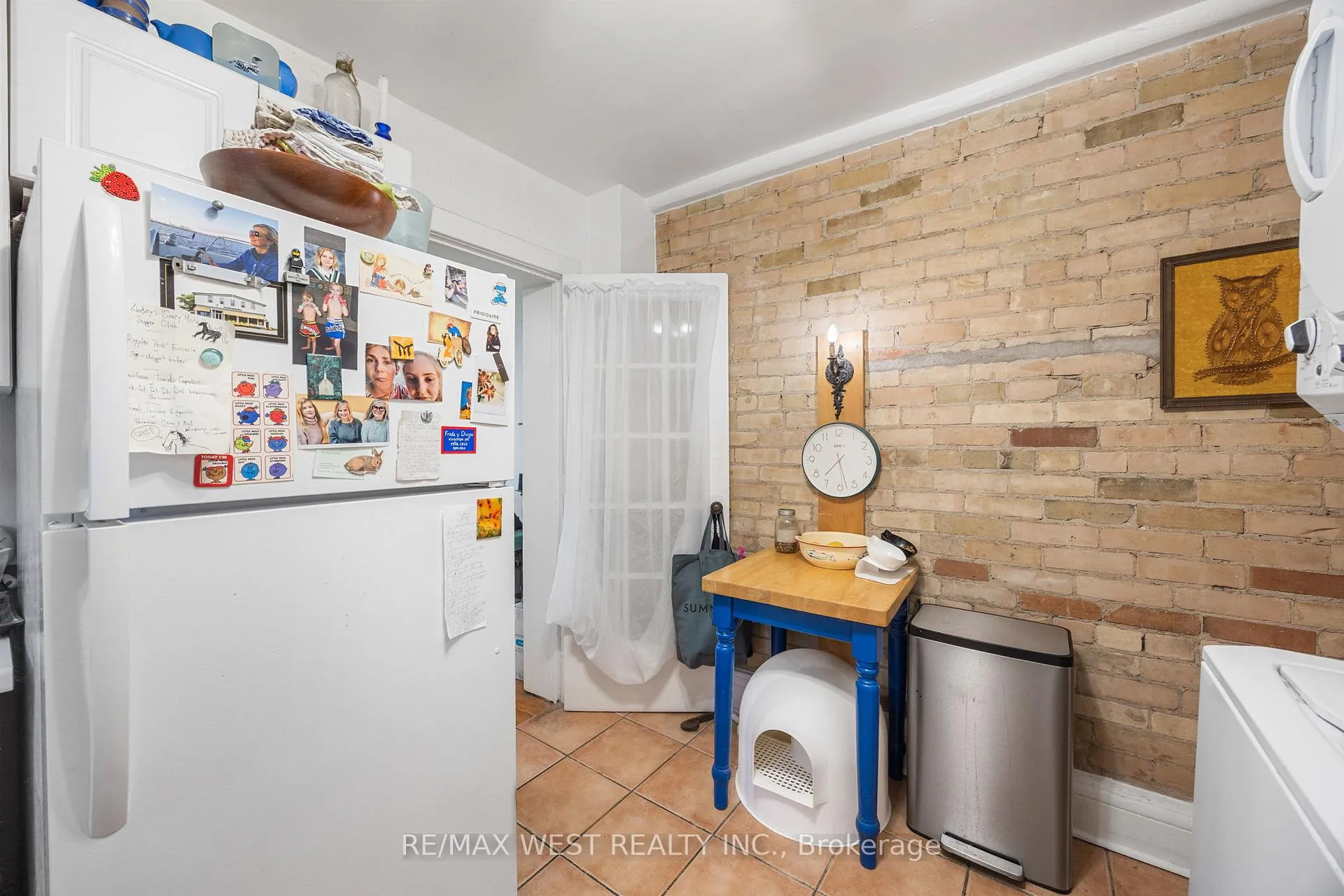 Photo 35 of 935 Bathurst Street, Toronto, The Annex — HOMEH
