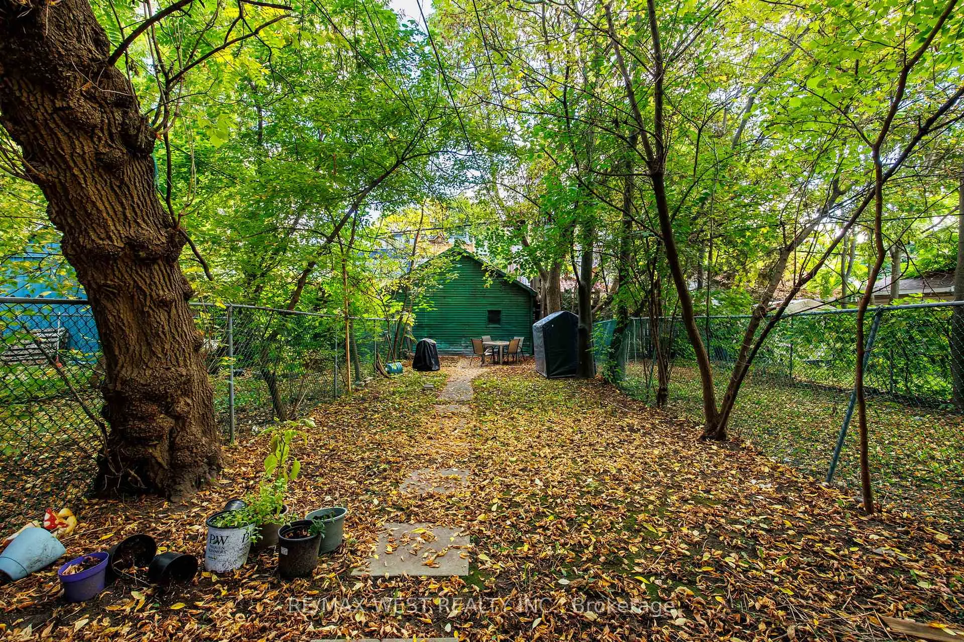 Photo 47 of 935 Bathurst Street, Toronto, The Annex — HOMEH
