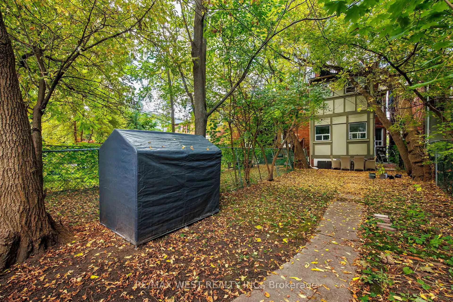 Photo 48 of 935 Bathurst Street, Toronto, The Annex — HOMEH