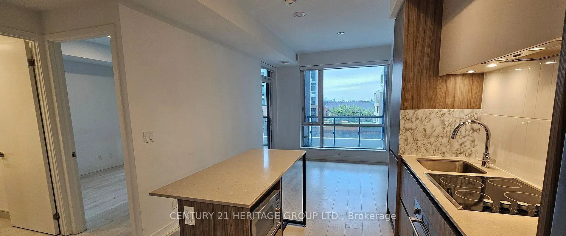 Photo 3 of Unit 432, 7950 Bathurst Street, Vaughan, Beverley Glen — HOMEH