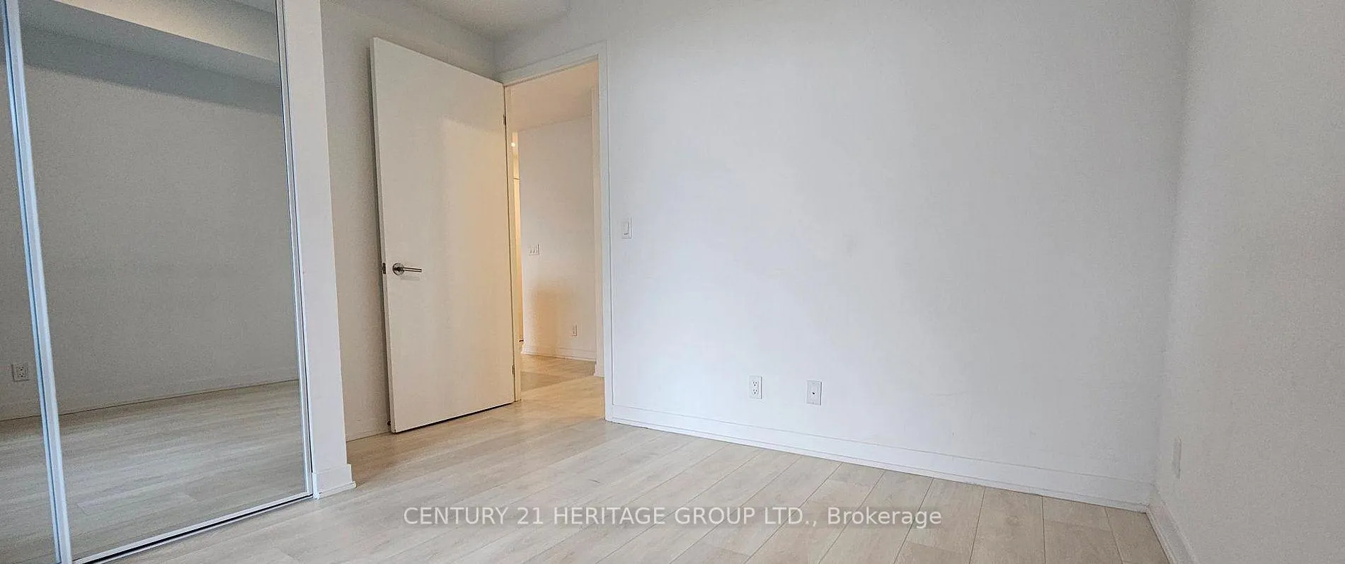 Photo 11 of Unit 432, 7950 Bathurst Street, Vaughan, Beverley Glen — HOMEH