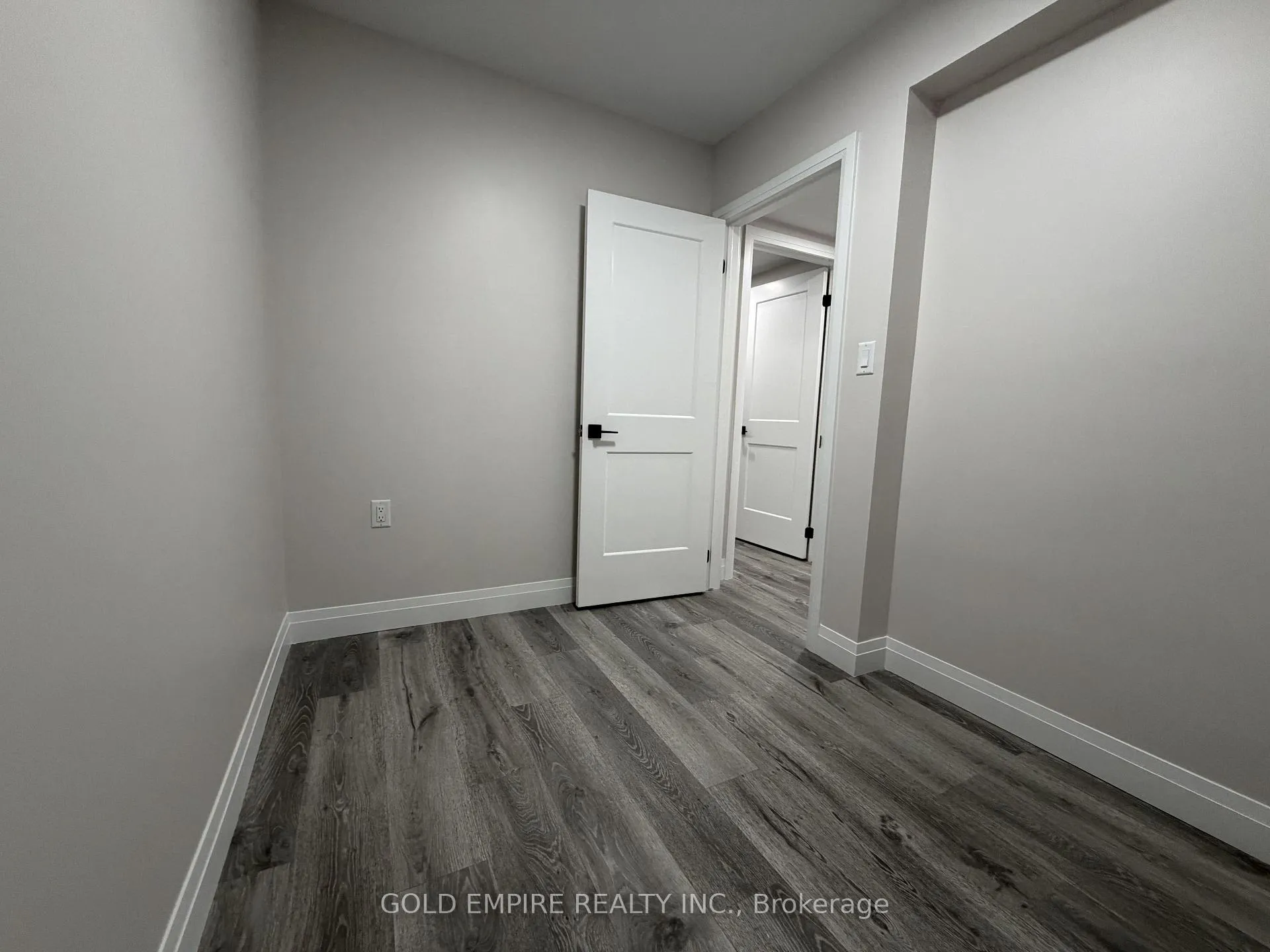 Photo 5 of Unit LOWER, 1894 Trailsway Drive, London, South B — HOMEH