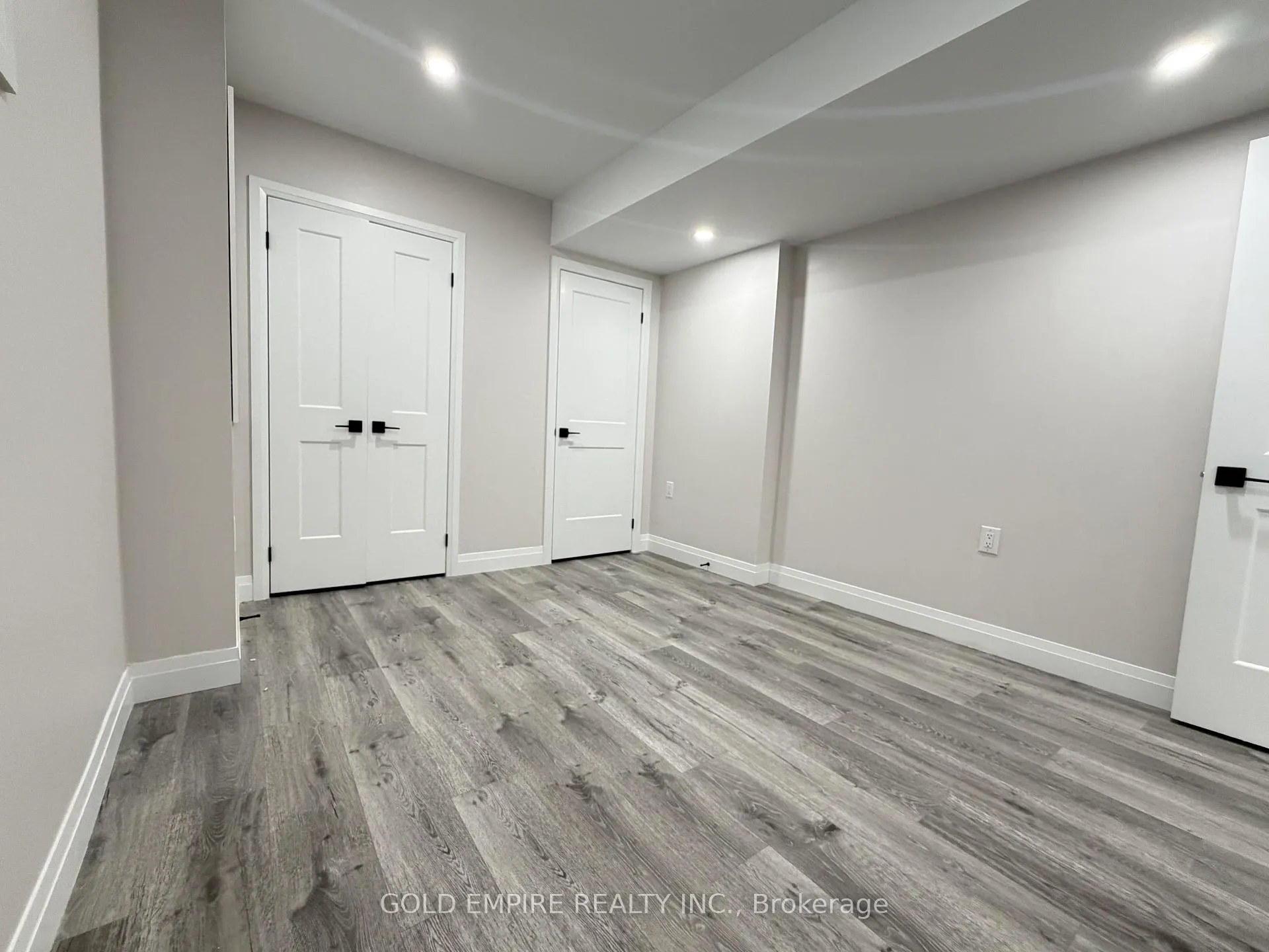Photo 11 of Unit LOWER, 1894 Trailsway Drive, London, South B — HOMEH
