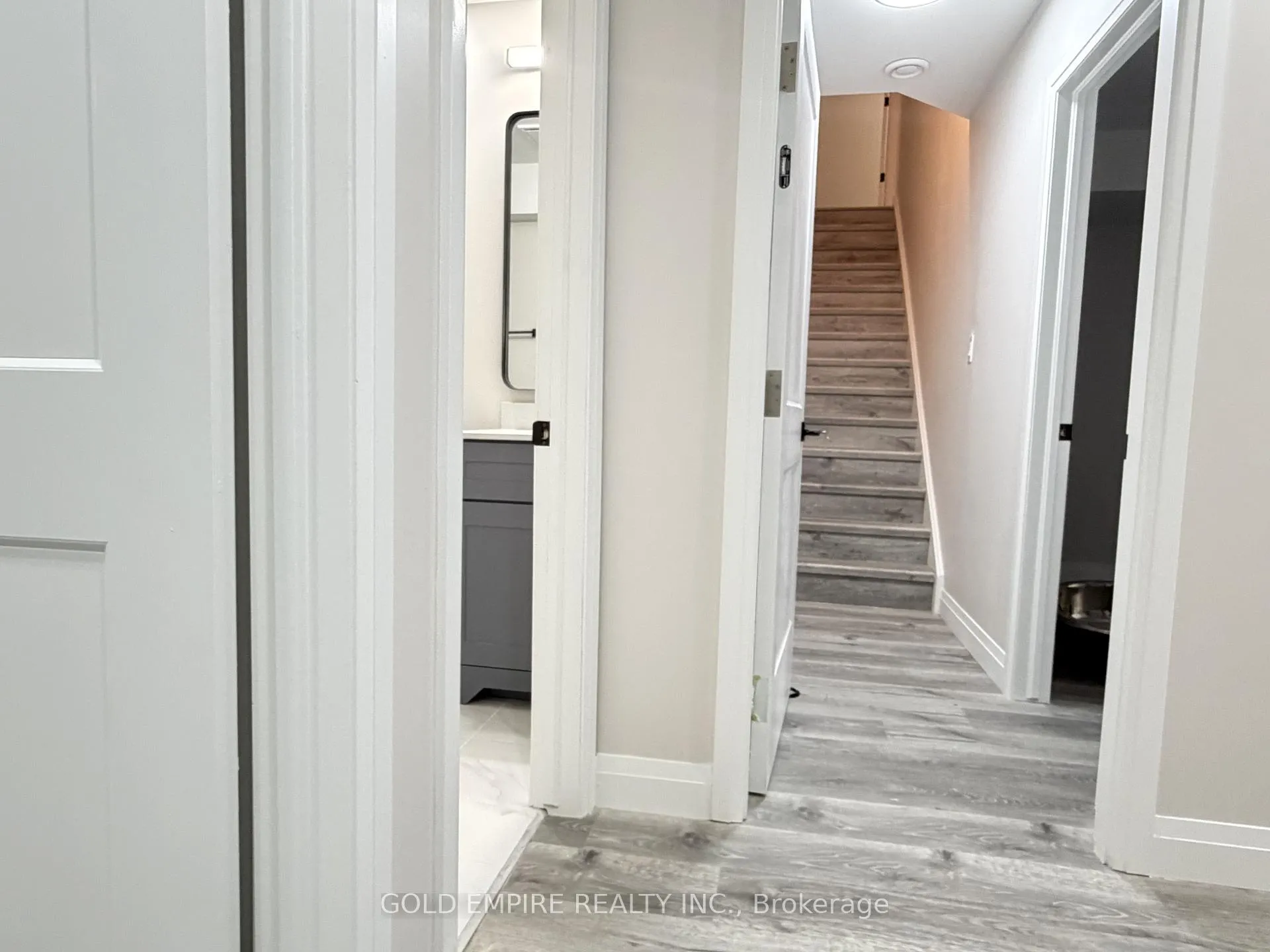 Photo 13 of Unit LOWER, 1894 Trailsway Drive, London, South B — HOMEH