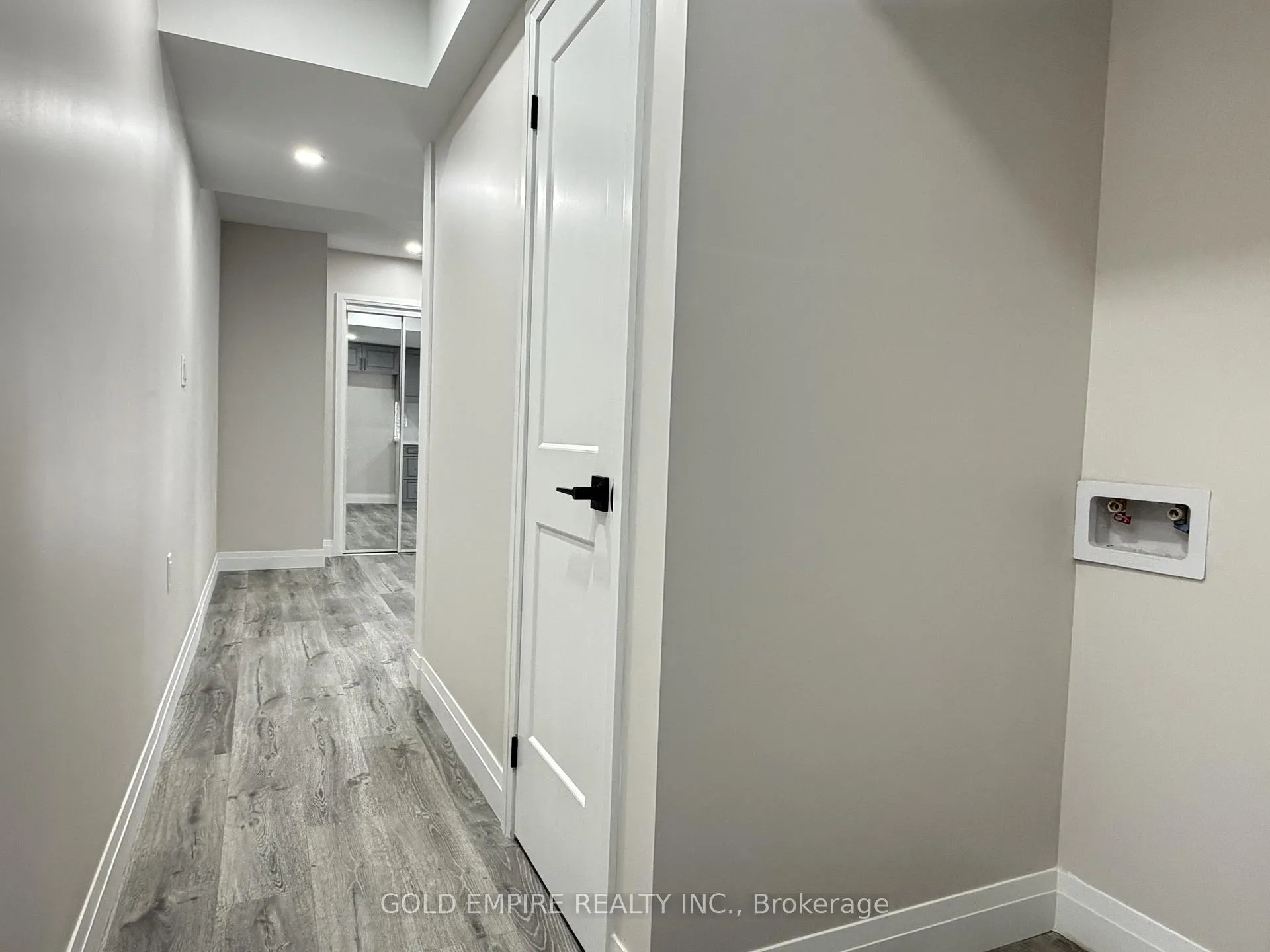 Photo 15 of Unit LOWER, 1894 Trailsway Drive, London, South B — HOMEH