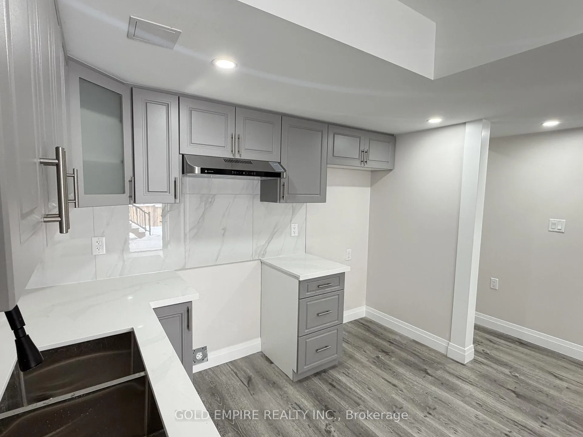 Photo 17 of Unit LOWER, 1894 Trailsway Drive, London, South B — HOMEH