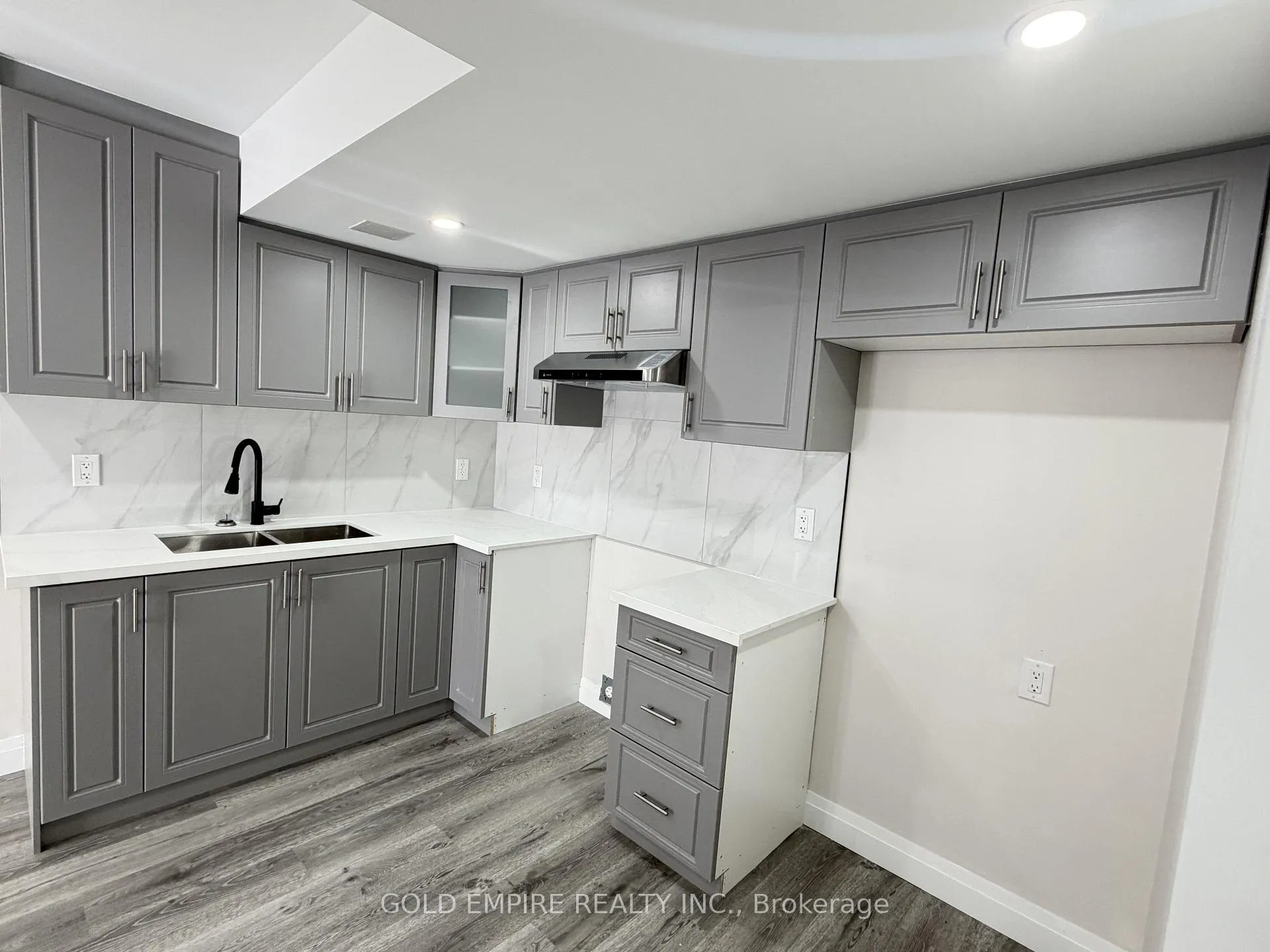 Photo 18 of Unit LOWER, 1894 Trailsway Drive, London, South B — HOMEH