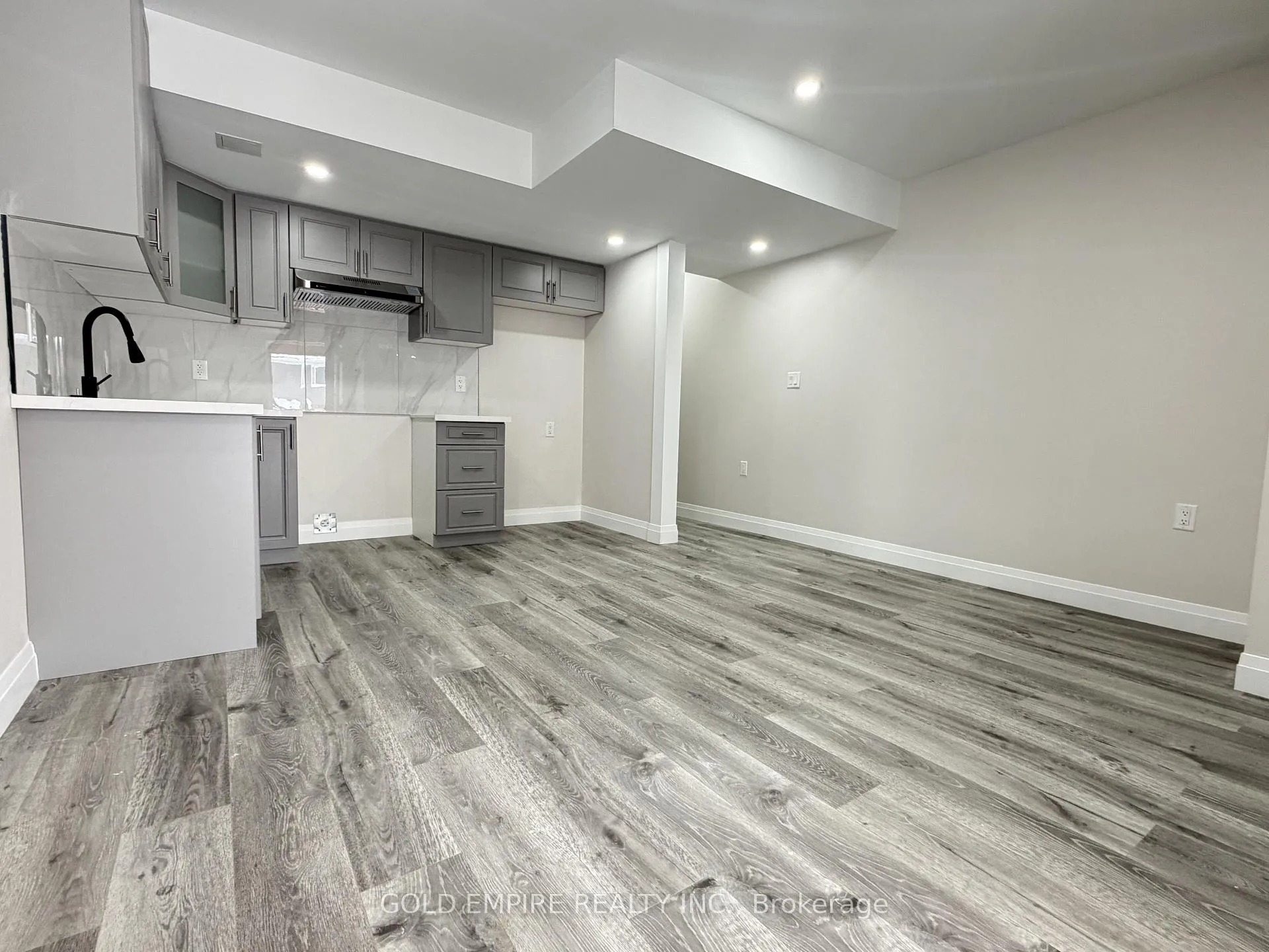 Photo 21 of Unit LOWER, 1894 Trailsway Drive, London, South B — HOMEH