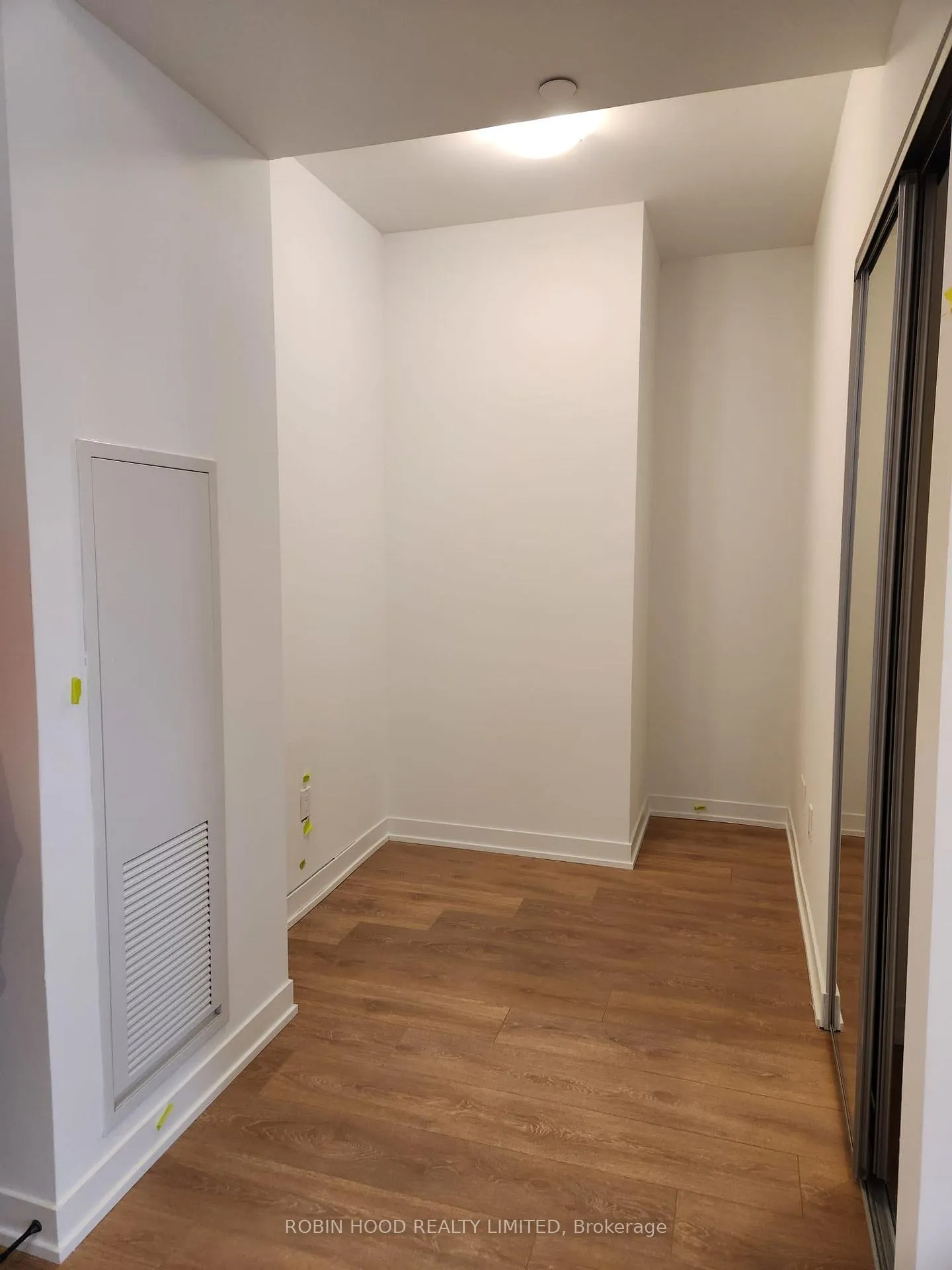 Photo 6 of Unit 1825, 498 Caldari Road, Vaughan, Concord — HOMEH