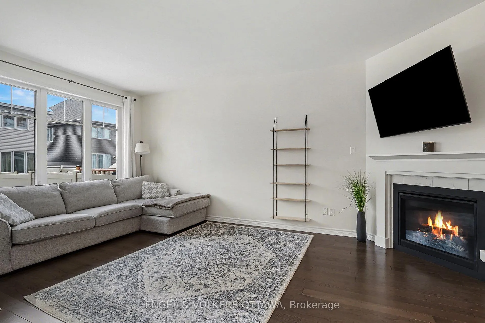 Photo 2 of 3987 Kelly Farm Drive, Ottawa, Blossom Park/Kemp Park/Findlay Creek — HOMEH