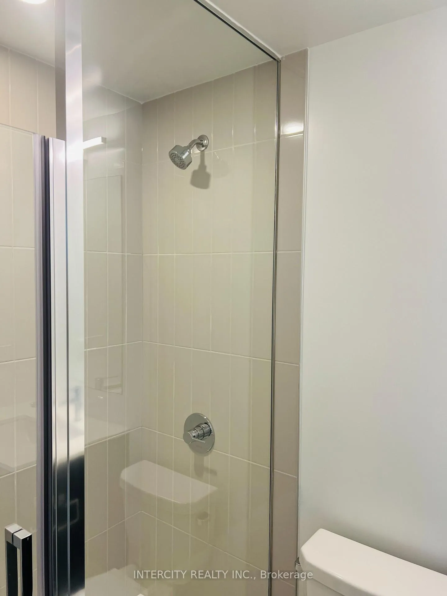 Photo 3 of Unit 716, 15 Skyridge Drive, Brampton, Bram East — HOMEH