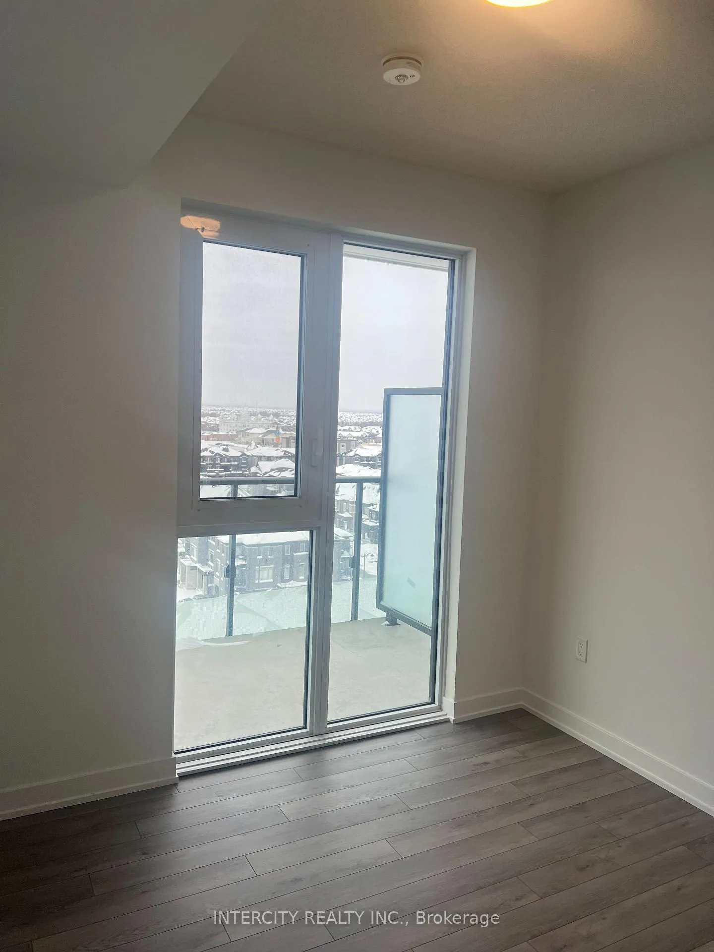 Photo 6 of Unit 716, 15 Skyridge Drive, Brampton, Bram East — HOMEH