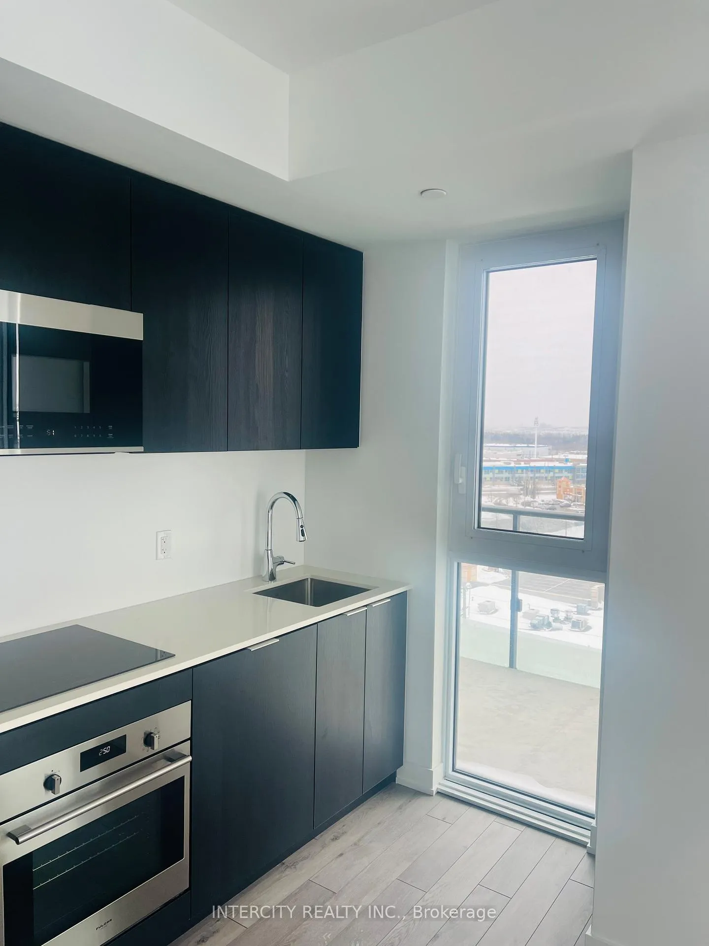 Photo 10 of Unit 716, 15 Skyridge Drive, Brampton, Bram East — HOMEH