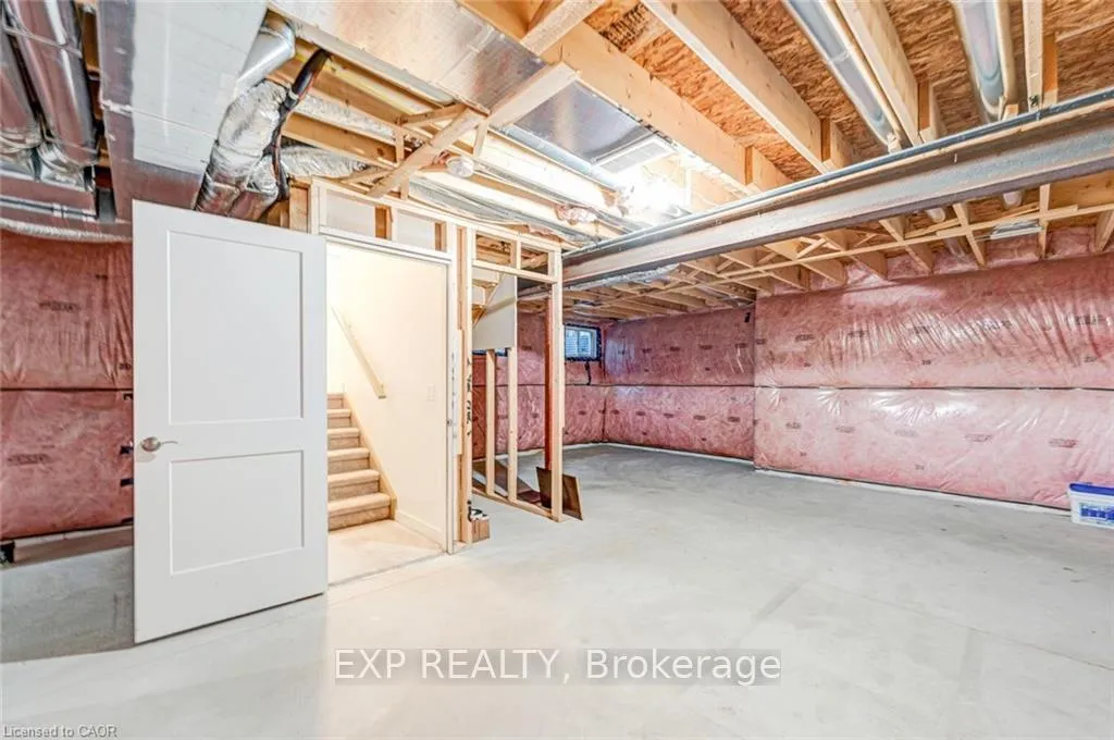 Photo 32 of Unit 40, 110 Fergus Avenue, Kitchener — HOMEH