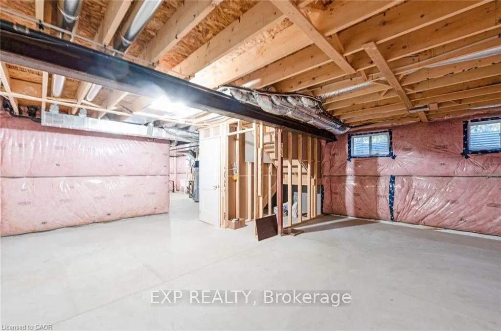 Photo 33 of Unit 40, 110 Fergus Avenue, Kitchener — HOMEH