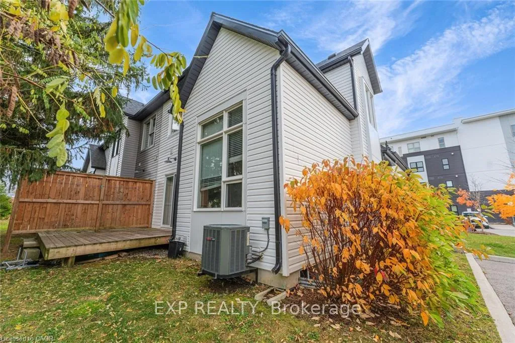 Photo 36 of Unit 40, 110 Fergus Avenue, Kitchener — HOMEH