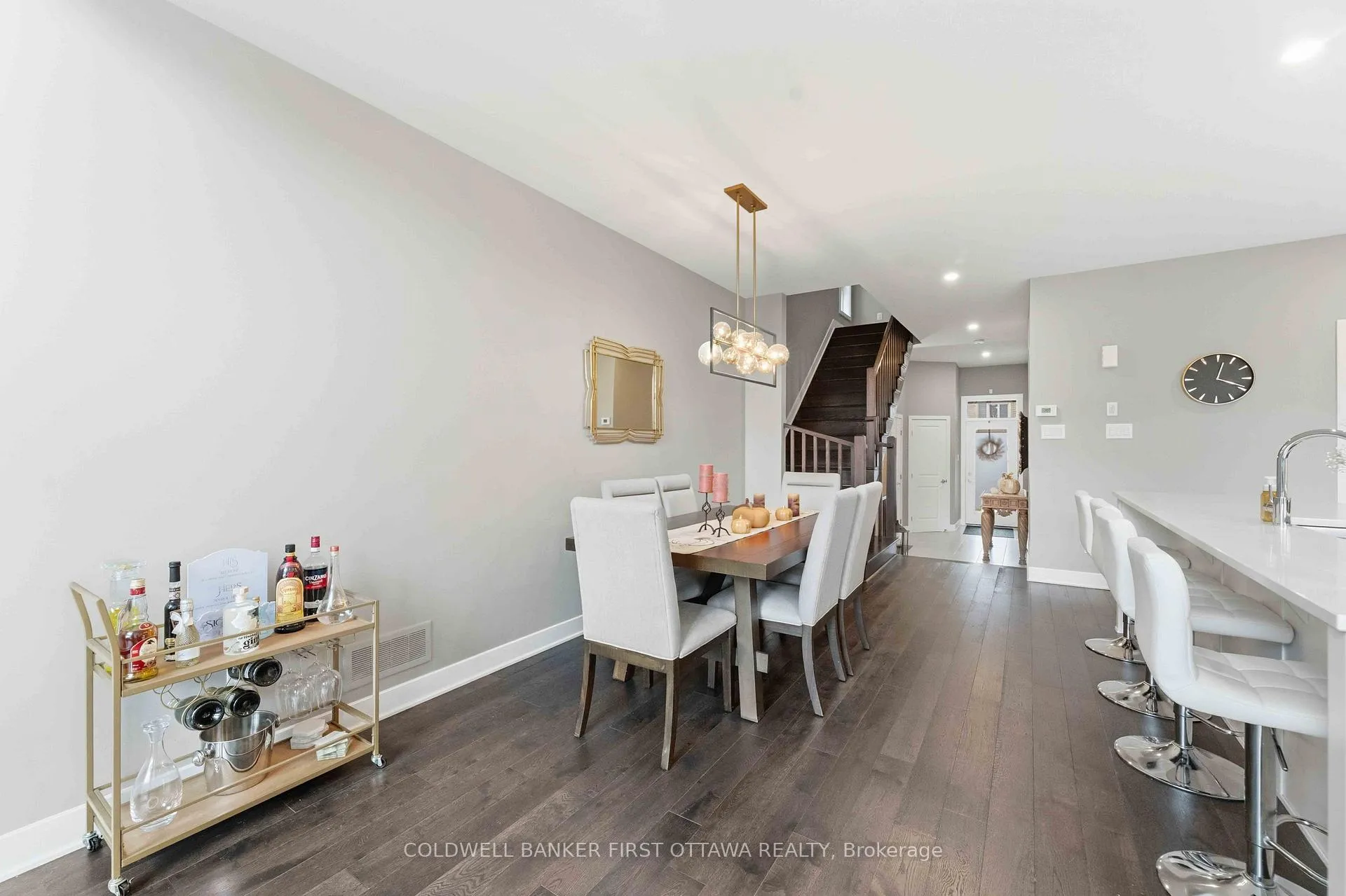 Photo 12 of 542 Borbridge Avenue, Ottawa, Riverside South/Gloucester Glen — HOMEH