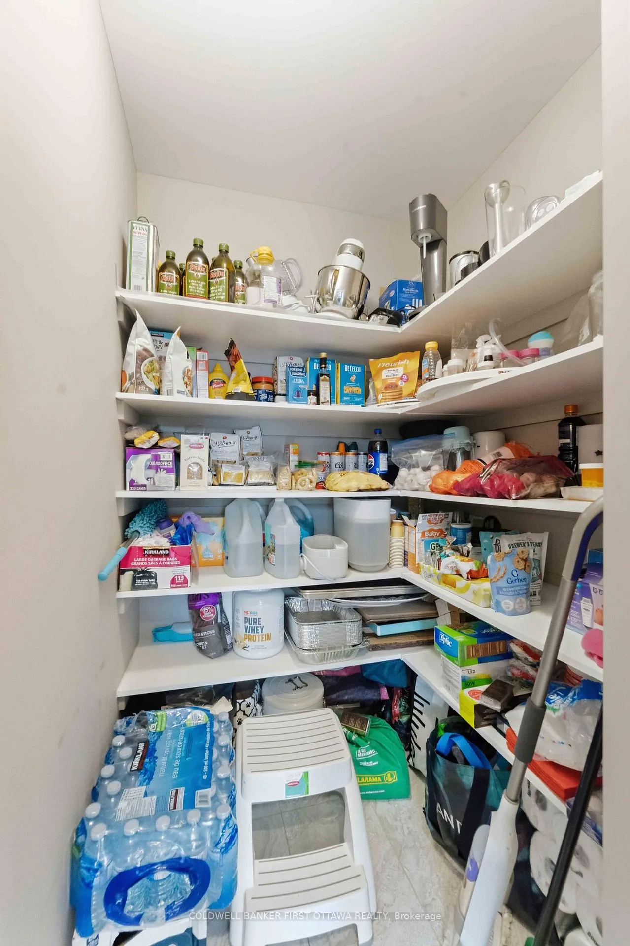 Photo 25 of 542 Borbridge Avenue, Ottawa, Riverside South/Gloucester Glen — HOMEH