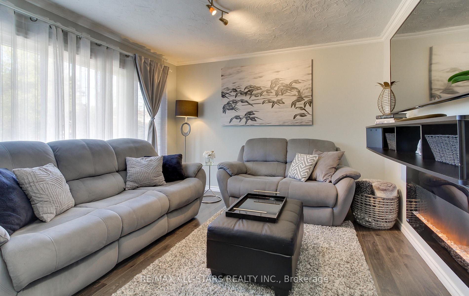 Photo 15 of 297 Walter Drive, Georgina, Keswick South — HOMEH