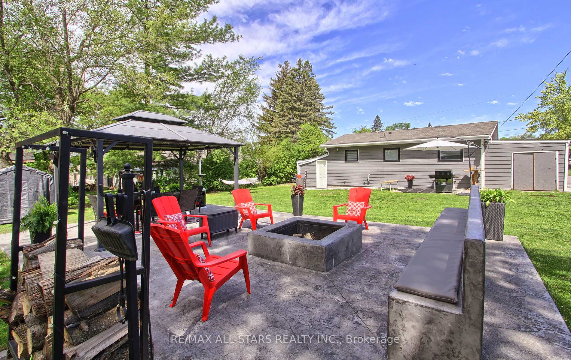 Photo 32 of 297 Walter Drive, Georgina, Keswick South — HOMEH