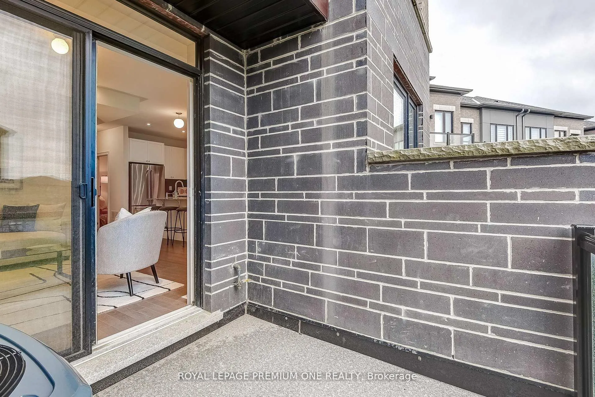 Photo 38 of 117 Tennant Circle, Vaughan, Vellore Village — HOMEH