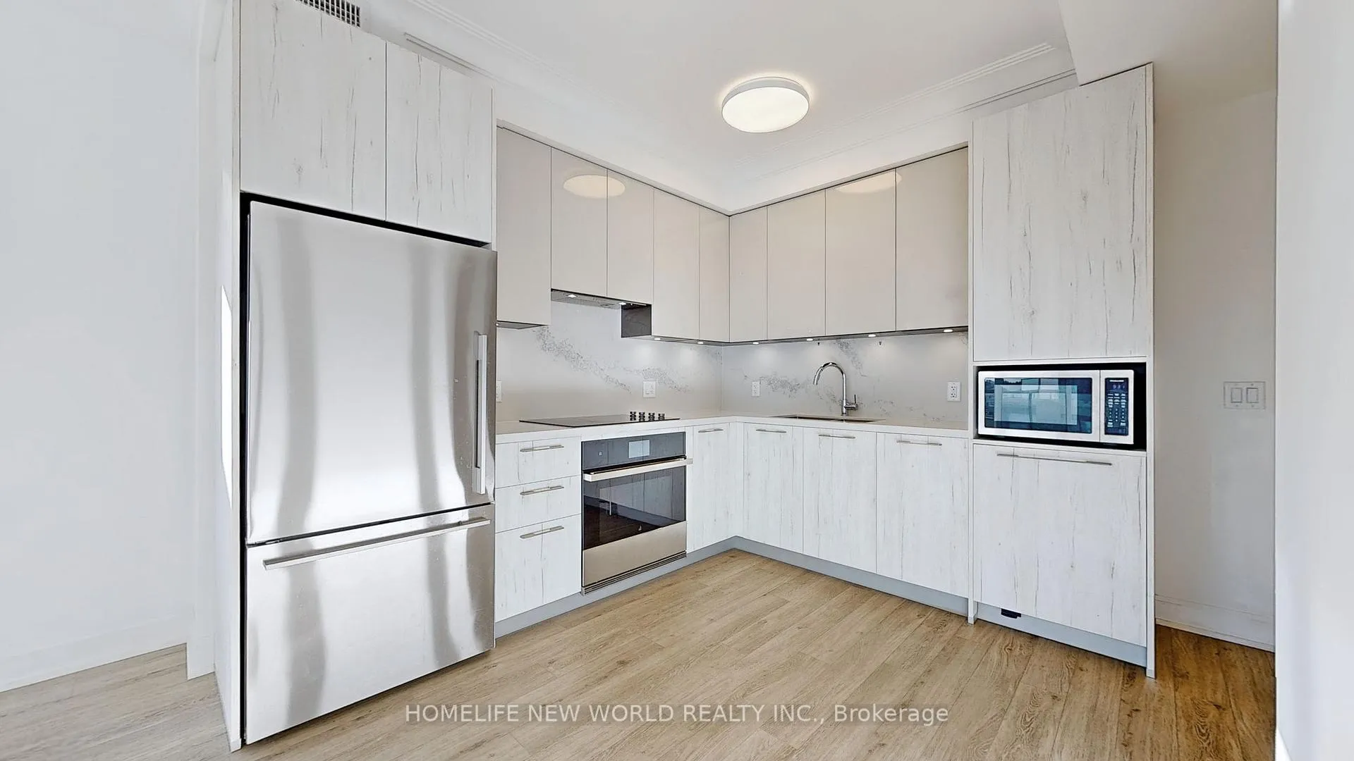 Photo 12 of Unit 303, 18 Water Walk Drive, Markham, Unionville — HOMEH
