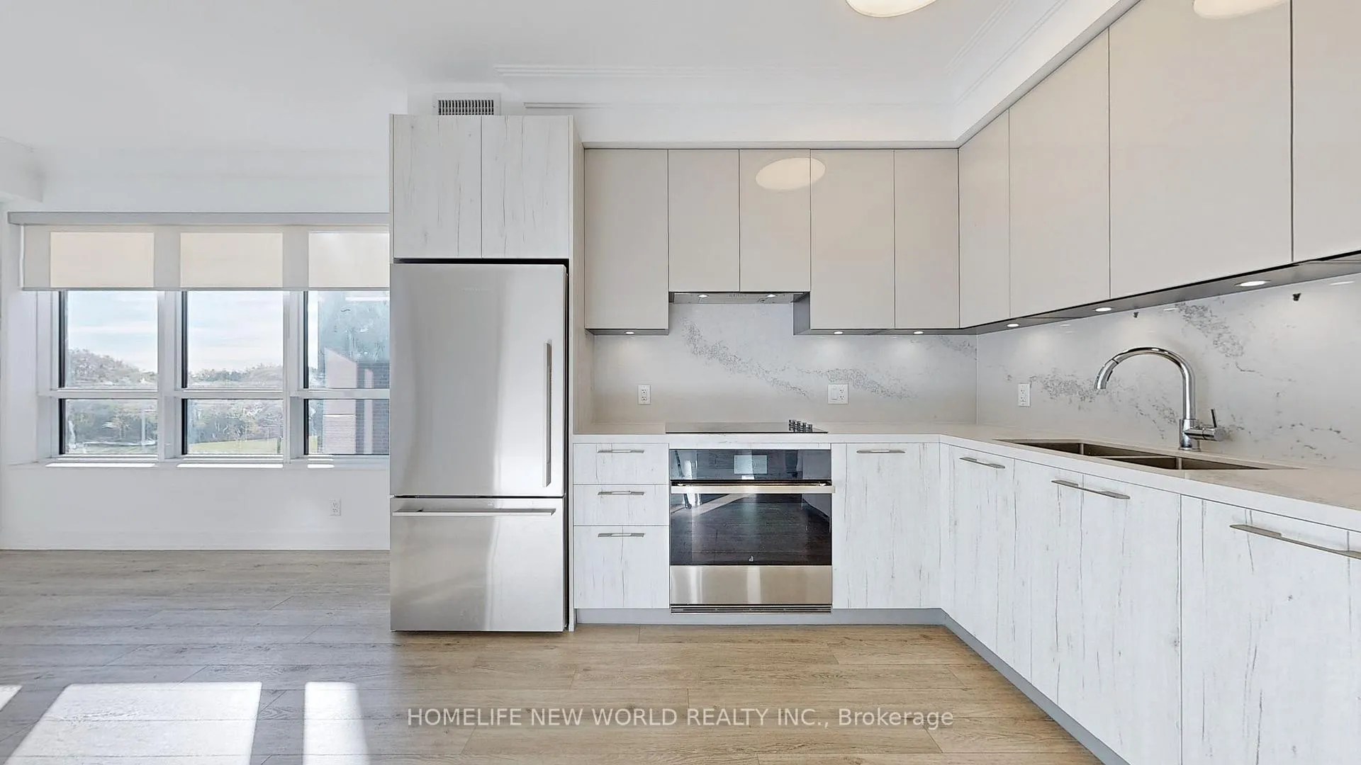 Photo 14 of Unit 303, 18 Water Walk Drive, Markham, Unionville — HOMEH