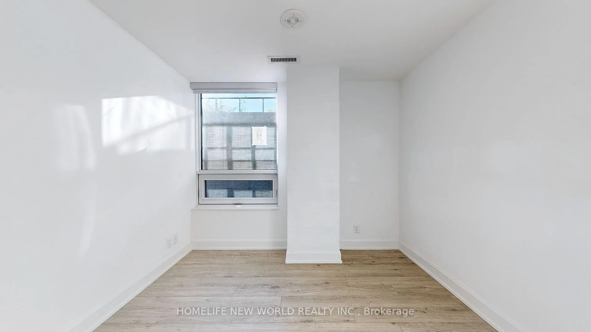 Photo 20 of Unit 303, 18 Water Walk Drive, Markham, Unionville — HOMEH