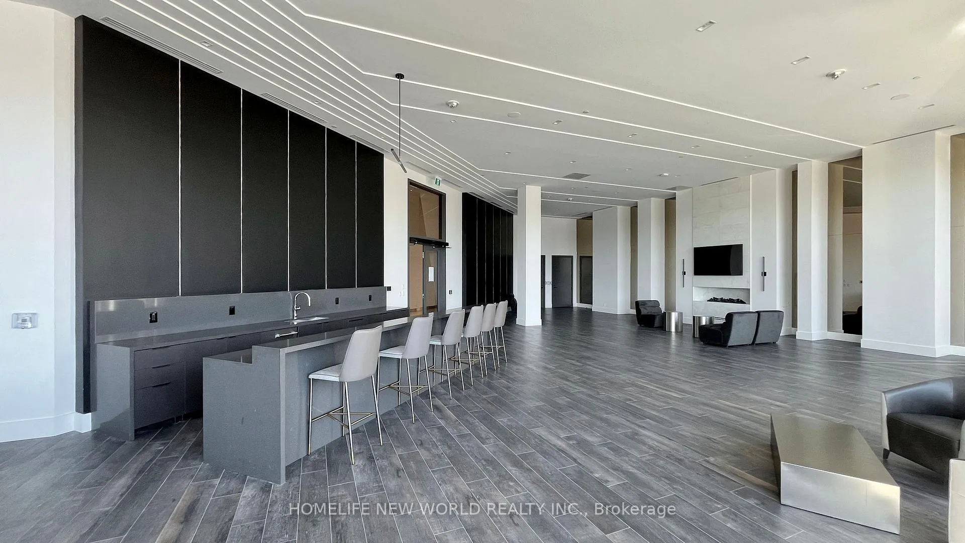 Photo 32 of Unit 303, 18 Water Walk Drive, Markham, Unionville — HOMEH