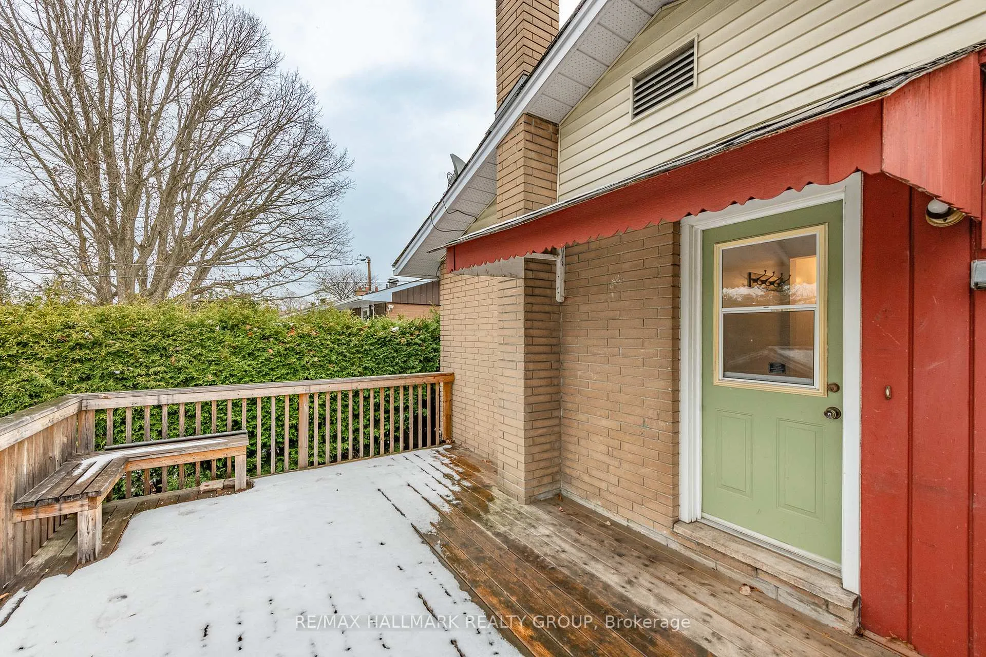 Photo 45 of 71 Viewmount Drive, Ottawa, Meadowlands/Crestview — HOMEH