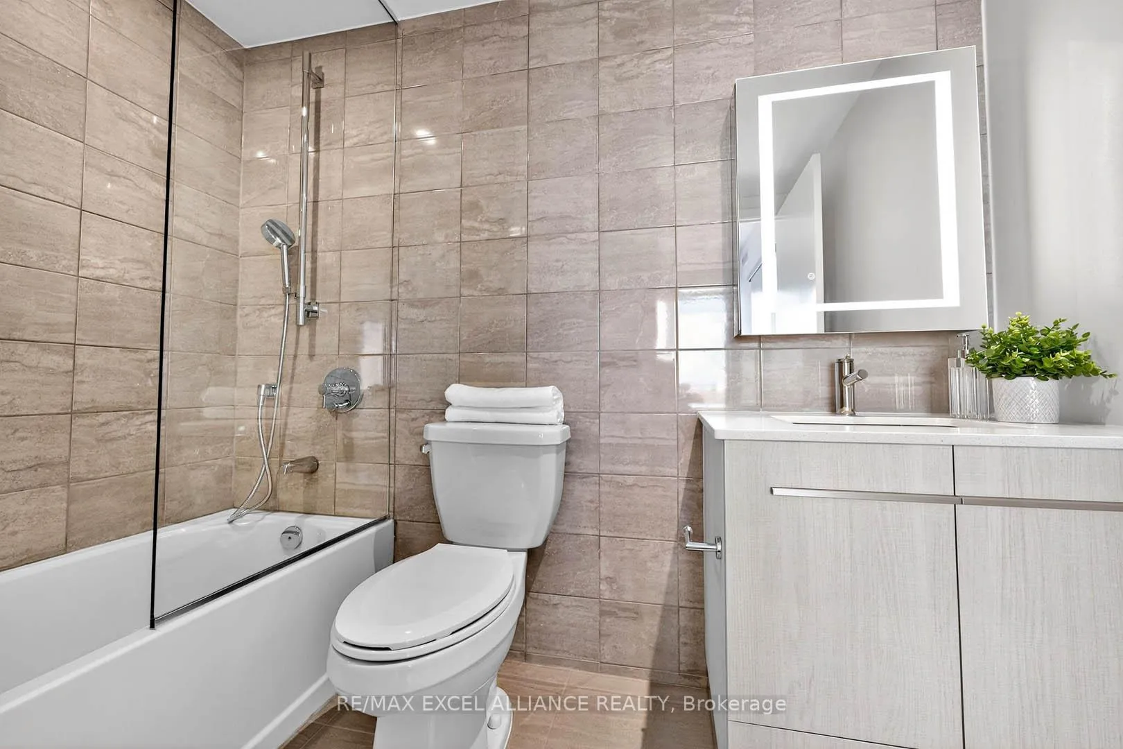 Photo 25 of Unit 2802, 8 Cumberland Street, Toronto, The Annex — HOMEH