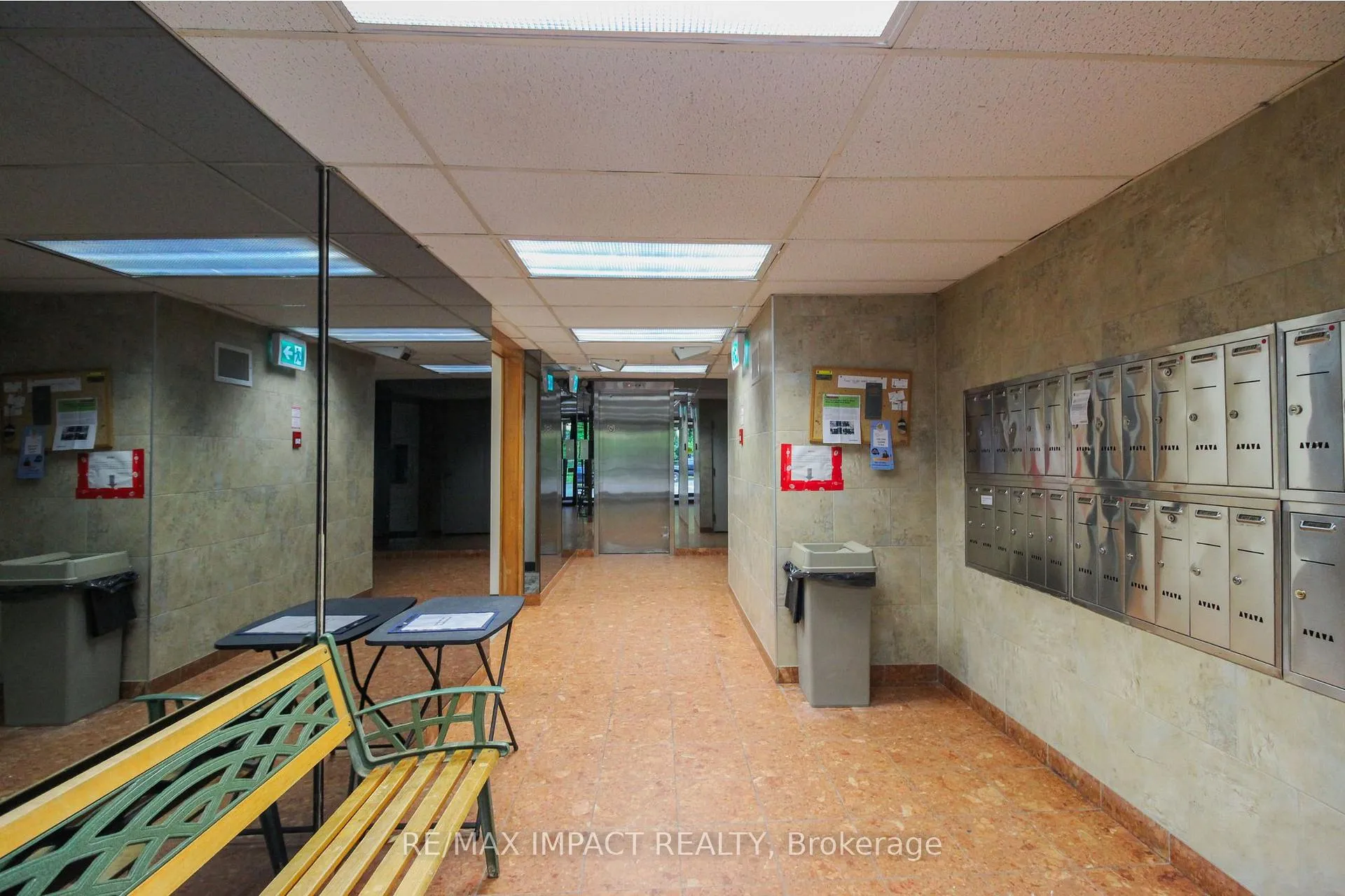 Photo 4 of Unit 112, 454 Centre Street S, Oshawa, Central — HOMEH