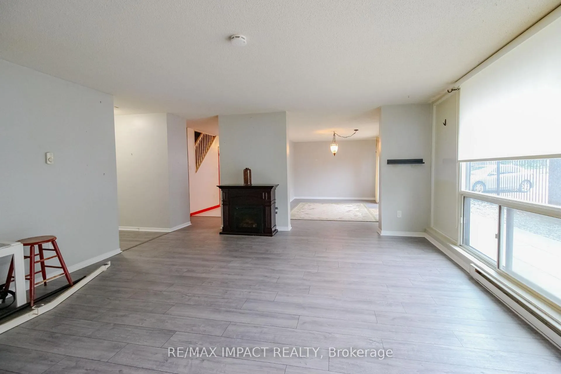 Photo 13 of Unit 112, 454 Centre Street S, Oshawa, Central — HOMEH