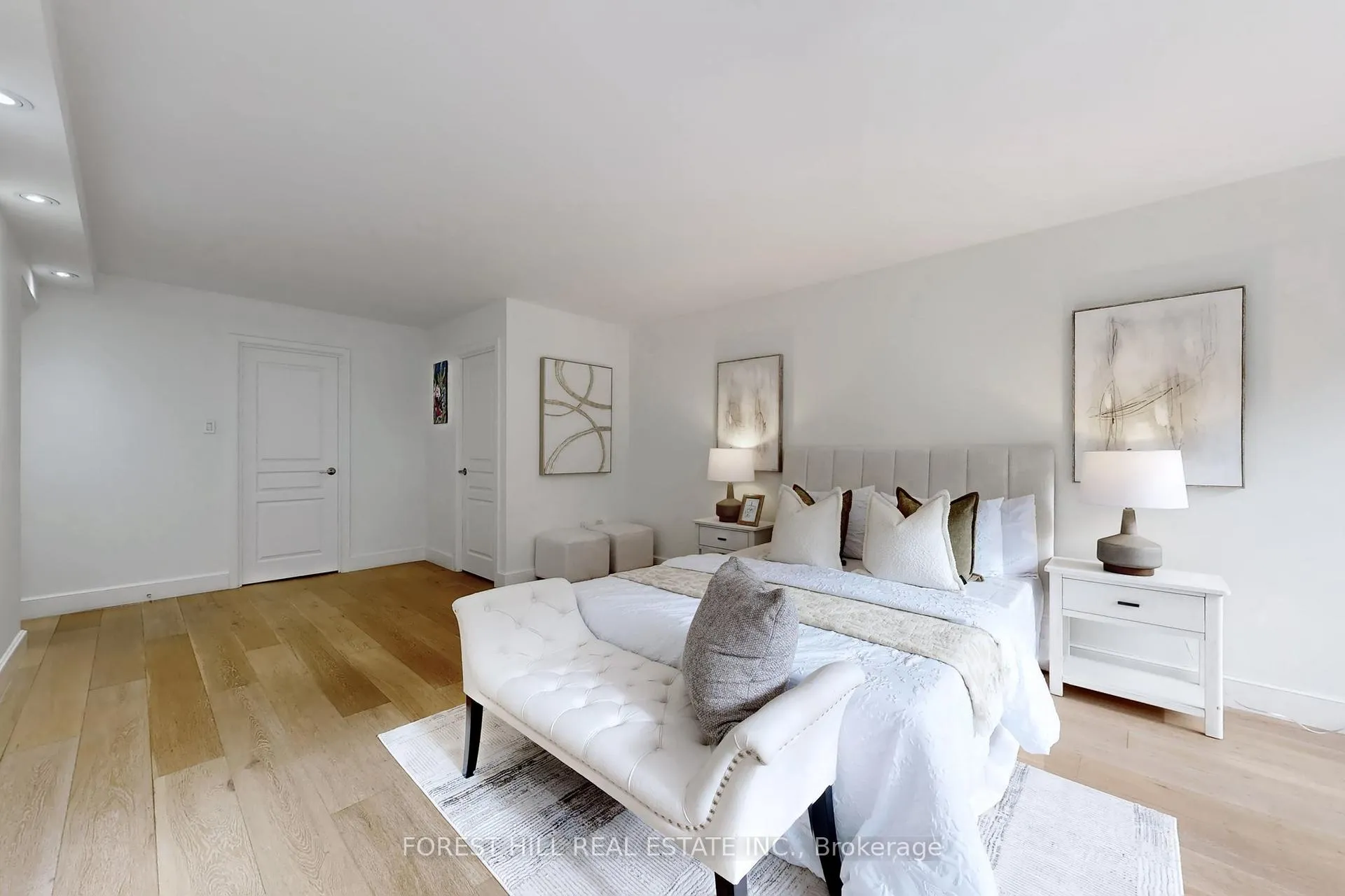 Photo 17 of Unit 710, 110 Bloor Street W, Toronto, The Annex — HOMEH