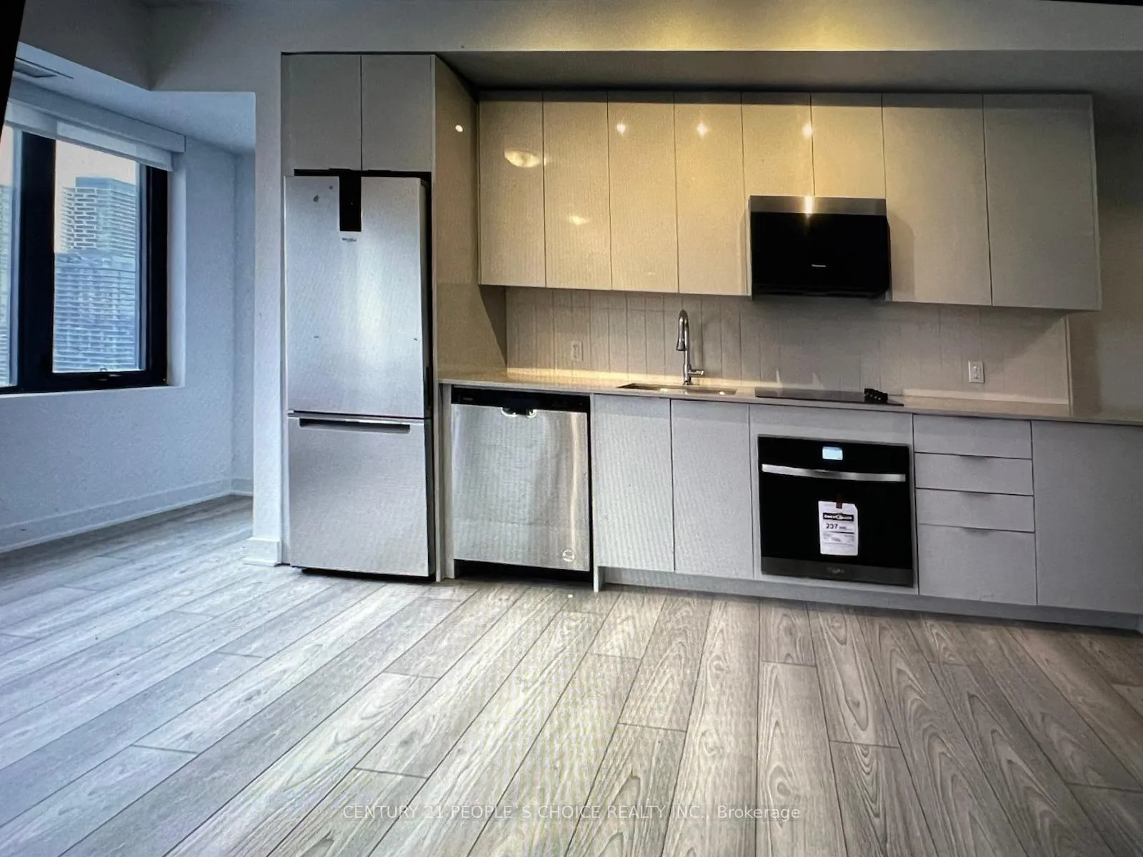 Photo 9 of Unit 2810, 2920 Highway 7 Road, Vaughan, Concord — HOMEH