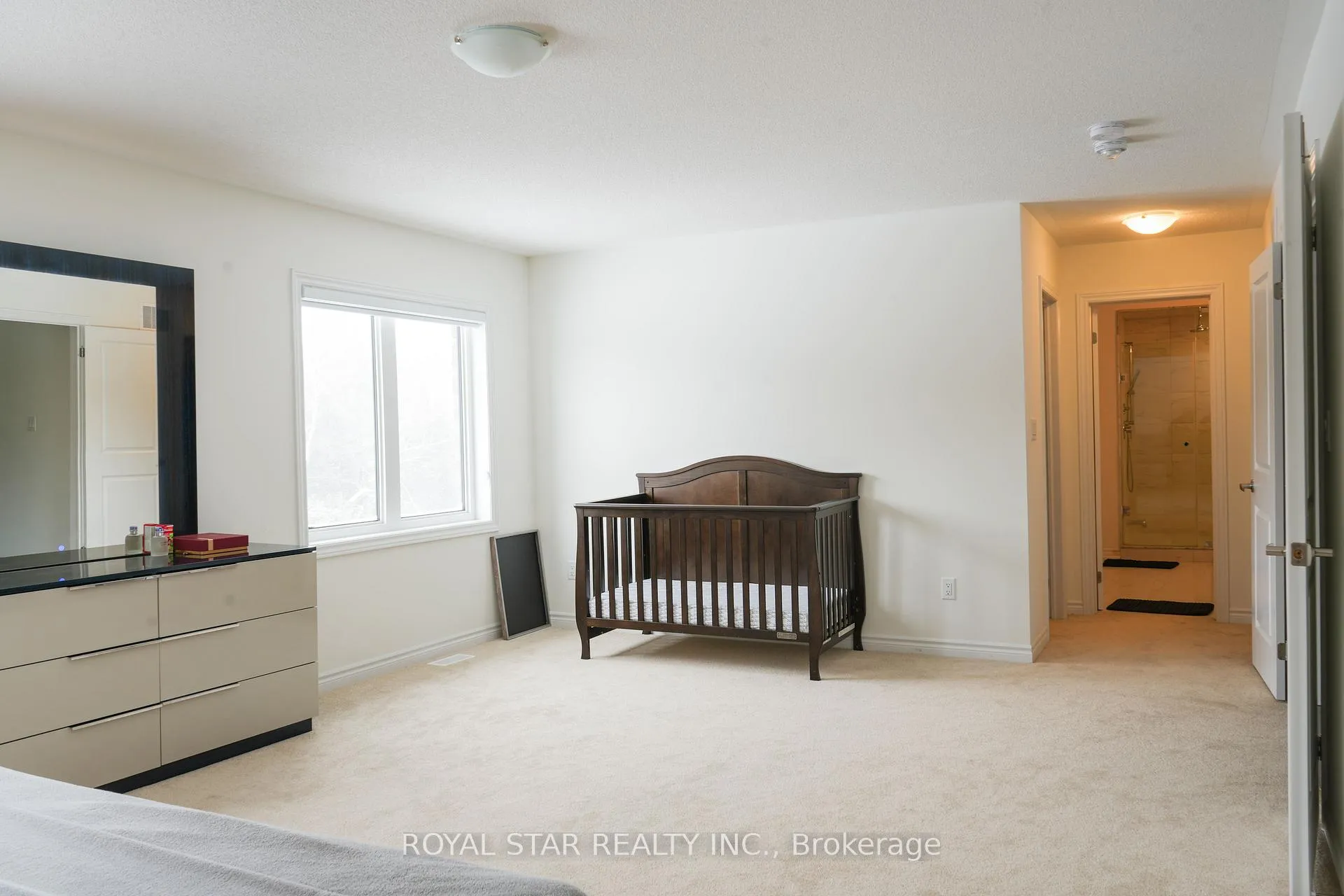 Photo 15 of 144 Rosanne Circle, Wasaga Beach — HOMEH