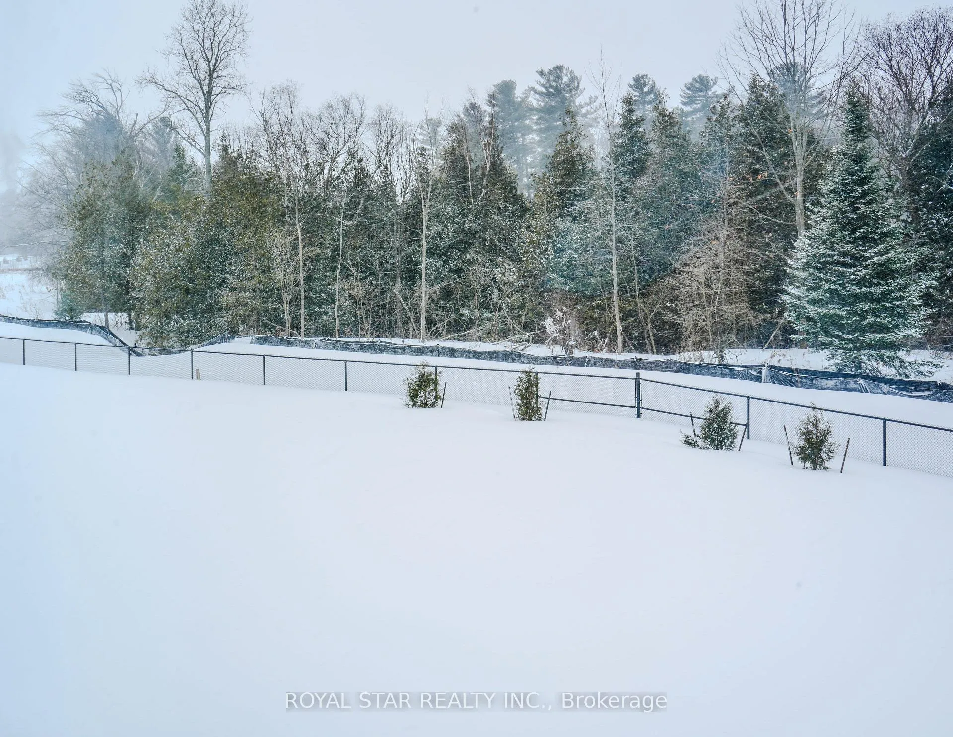 Photo 27 of 144 Rosanne Circle, Wasaga Beach — HOMEH