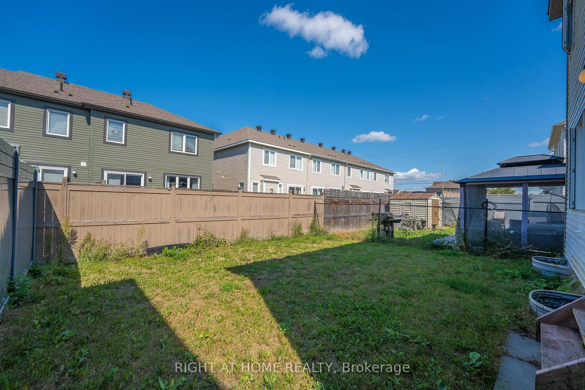 Photo 43 of 47 Mudminnow Crescent, Ottawa, Avalon West — HOMEH